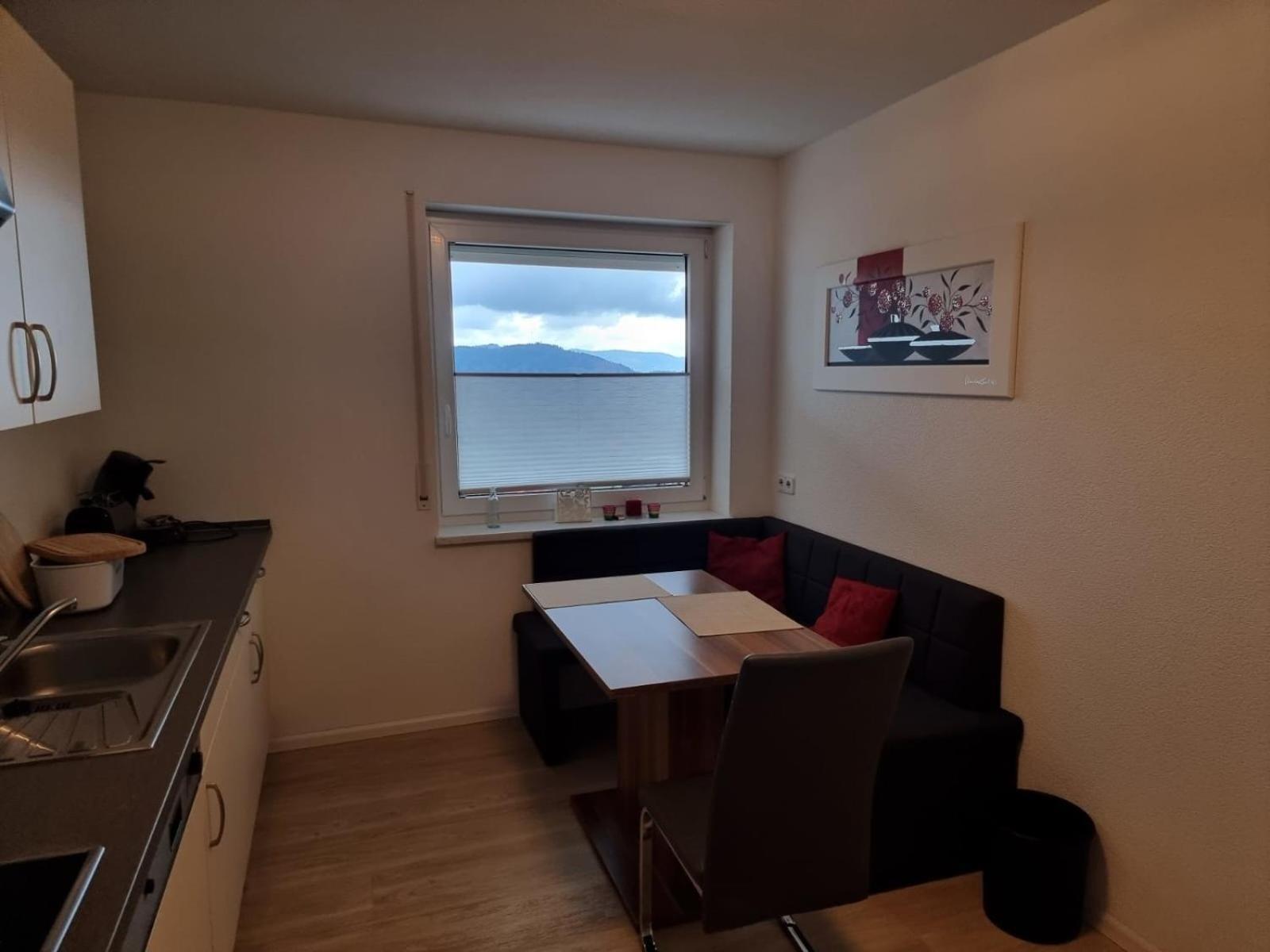 "Schwarzwaldblick" Ferienwohnung 2-4 Pers 65Qm, Schoene Ruhige Suedhanglage Mit Herrl Aussicht トートナウ エクステリア 写真